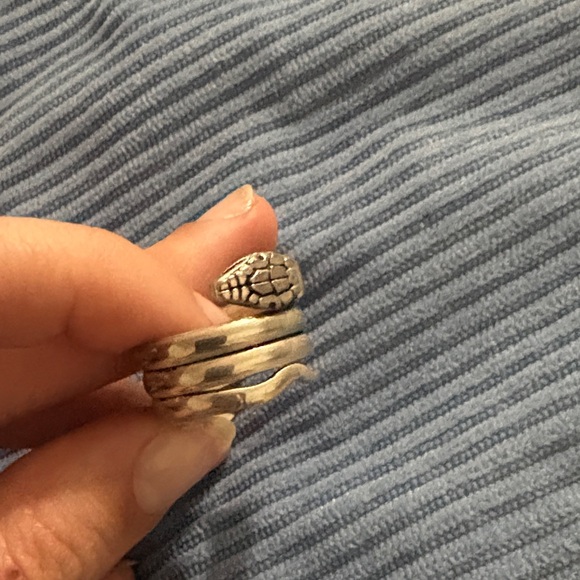 Silver Snake Ring - Picture 3 of 3